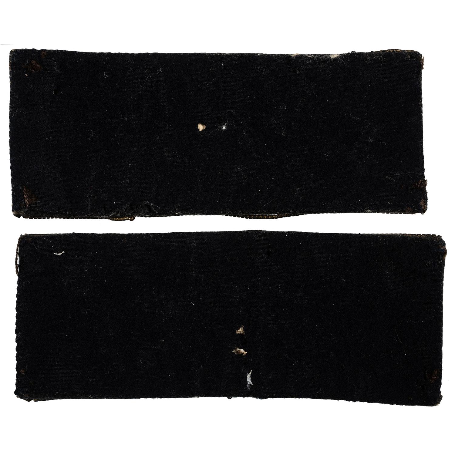 Civil War colonel of cavalry shoulder straps.