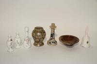 A Collection of Sixteen Haeger Pottery Table Articles Height of tallest 8 3/4 inches.