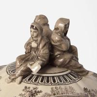 A Wedgwood Queensware Reproduction Frog Service Glacier UK, 1995