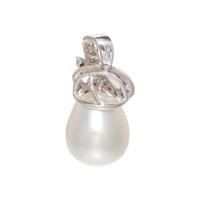 CULTURED SOUTH SEA PEARL AND DIAMOND PENDANT