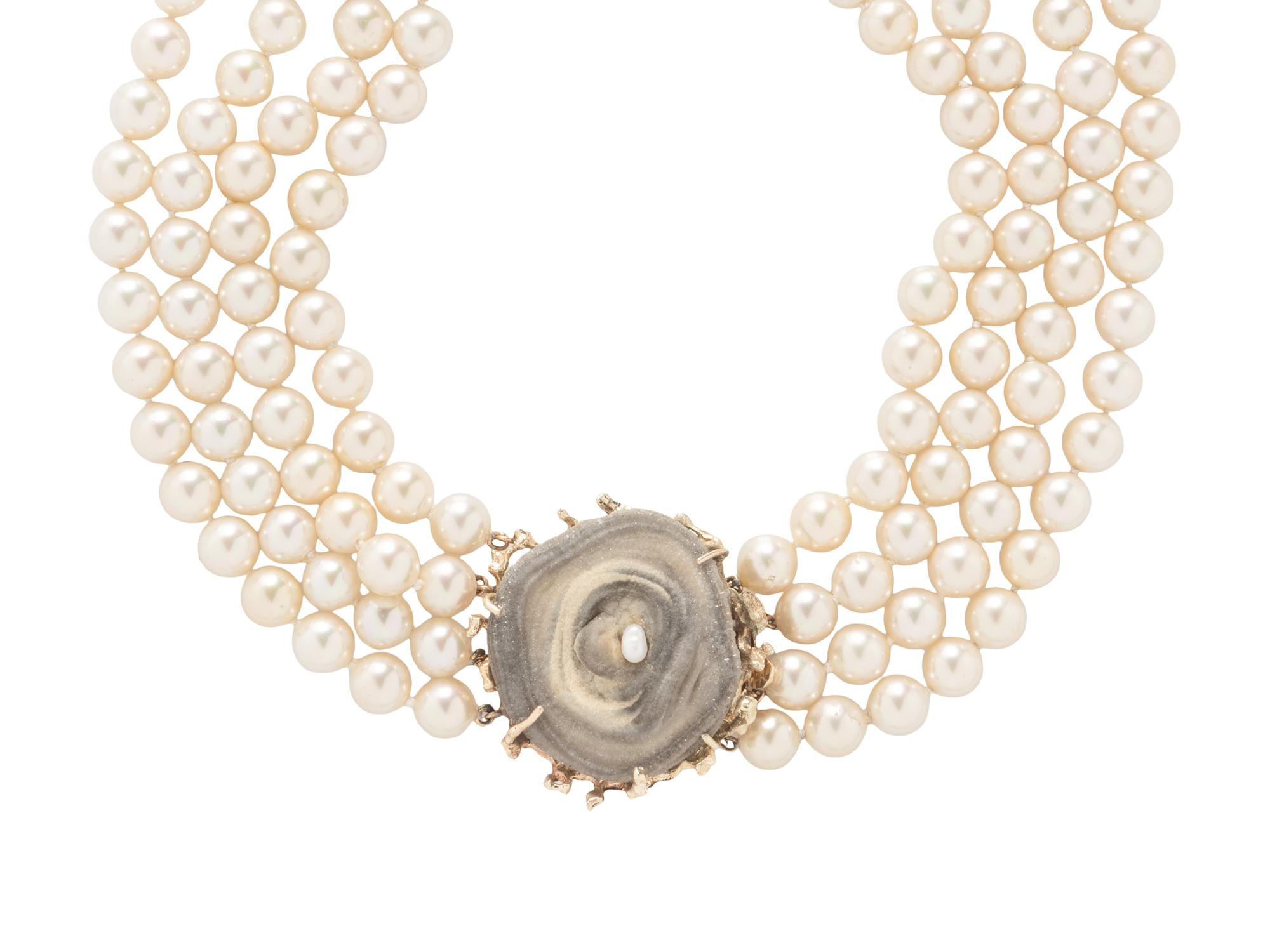 DRUZY QUARTZ, SIMULATED PEARL, AND YELLOW GOLD NECKLACE