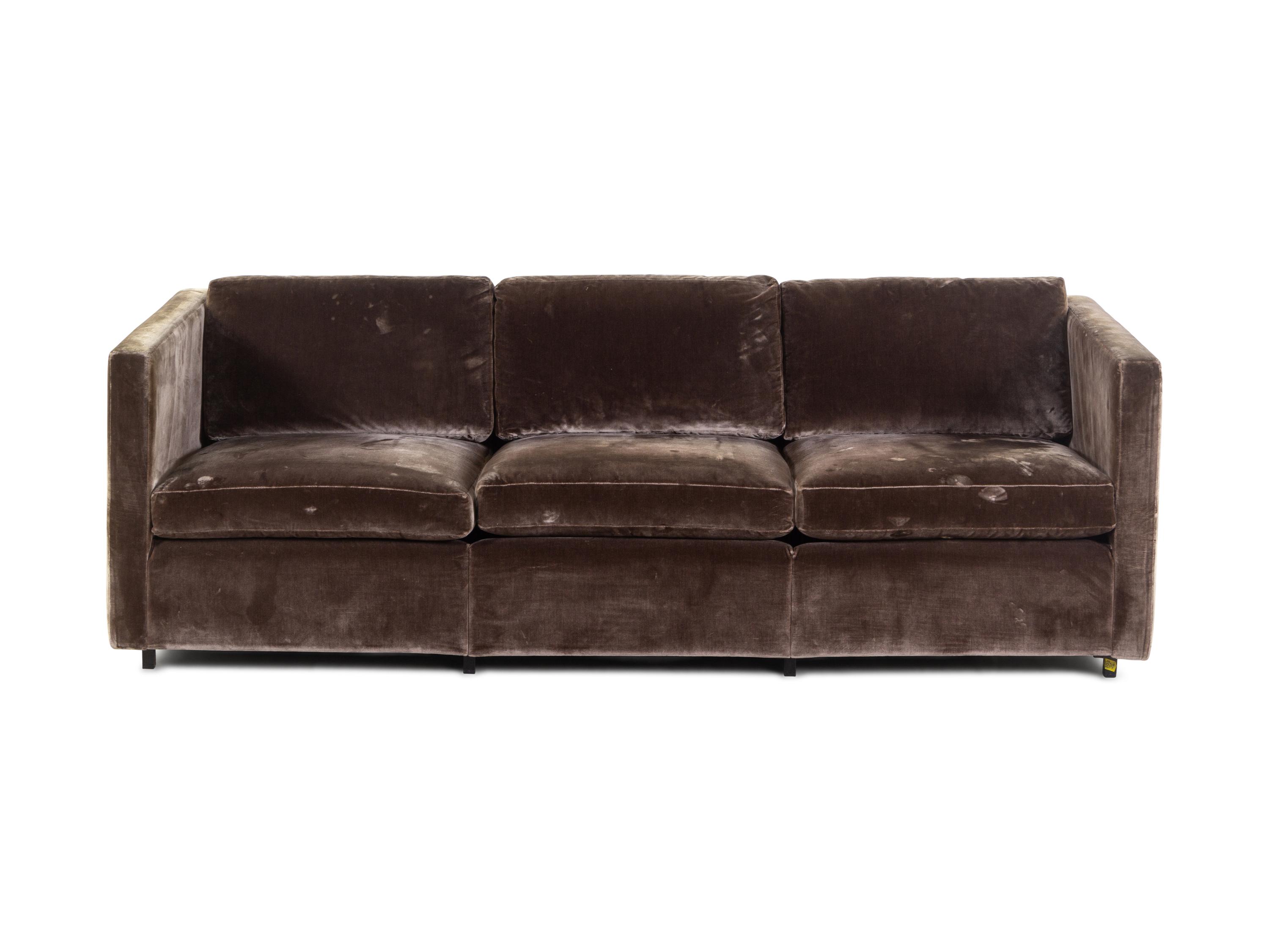 Pfister Sofa Knoll, USA