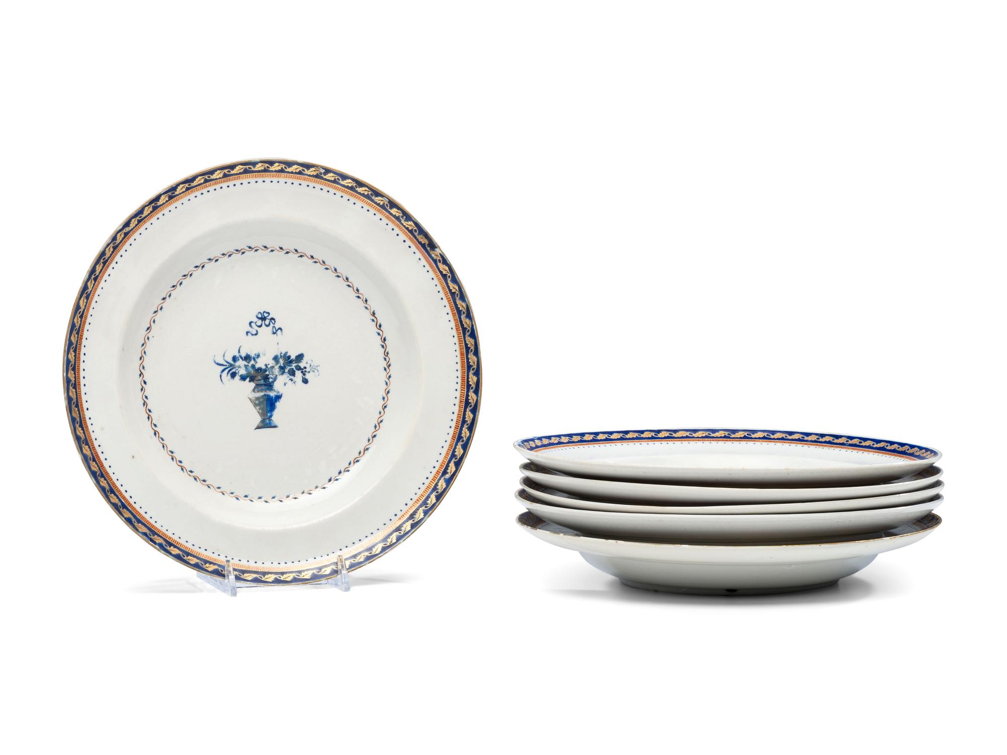 A Set of Six Chinese Export Cobalt and Parcel Gilt Urn Decorated Porcelain Dinner Plates