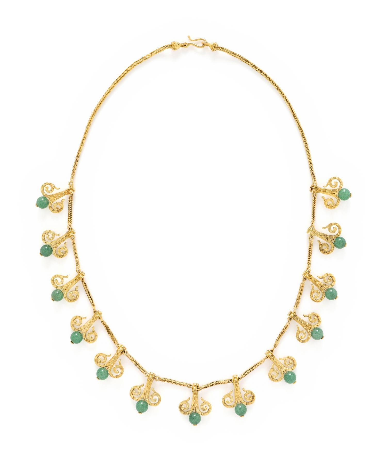 YELLOW GOLD AND AVENTURINE QUARTZ NECKLACE