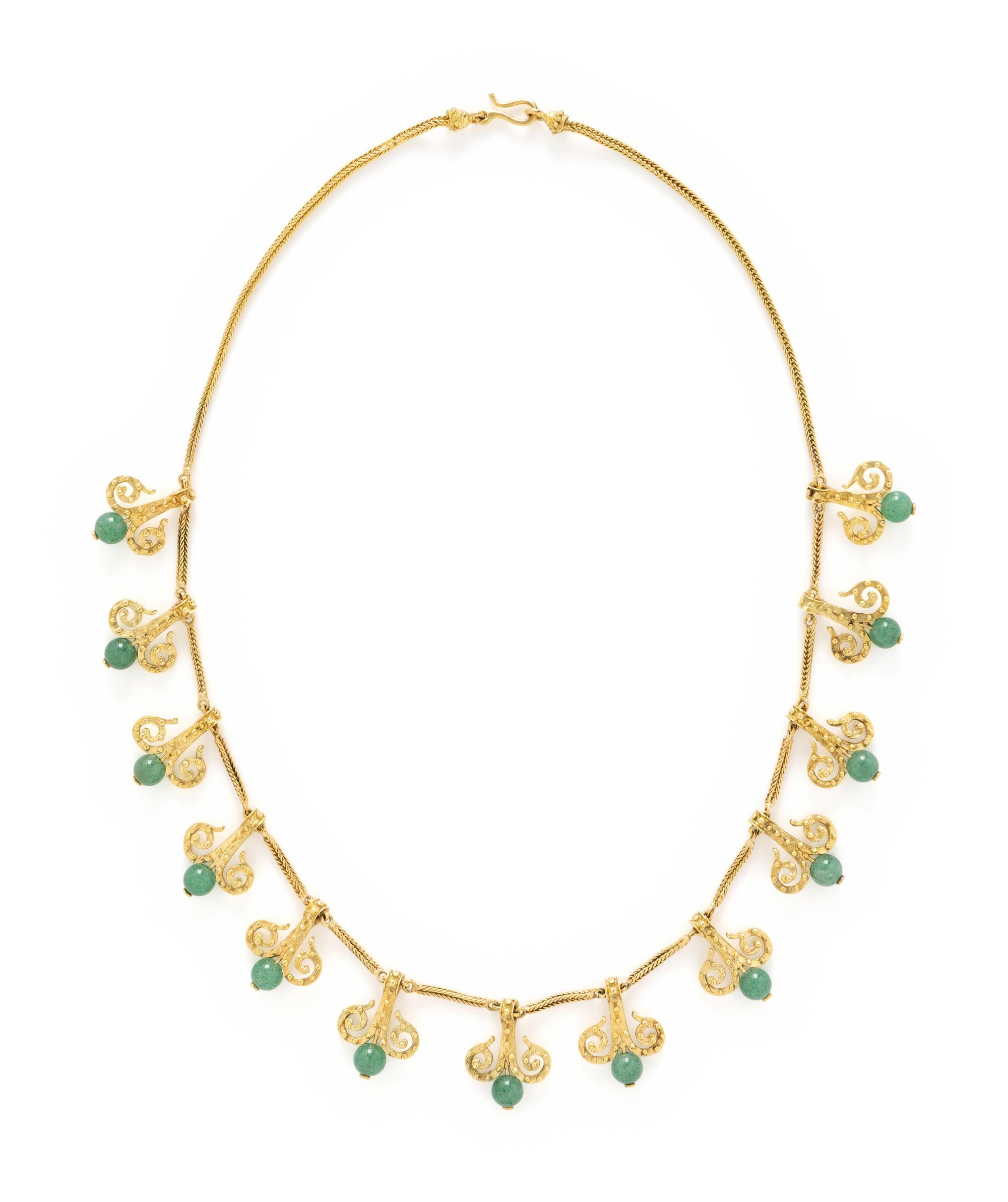 YELLOW GOLD AND AVENTURINE QUARTZ NECKLACE