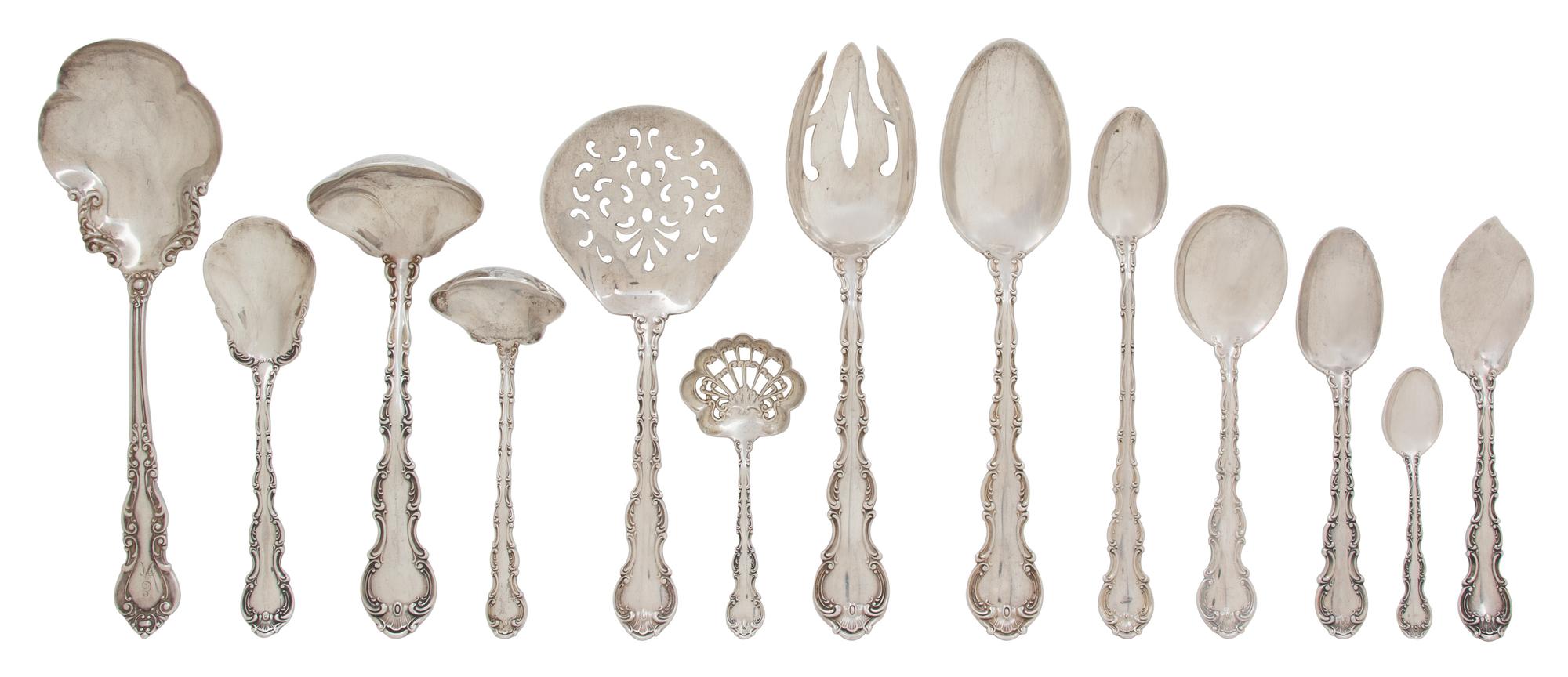 An American Silver Flatware Service, Gorham Manufacturing Co., Providence, RI, 20th Century, in the Strasbourg pattern, comprising: 15
