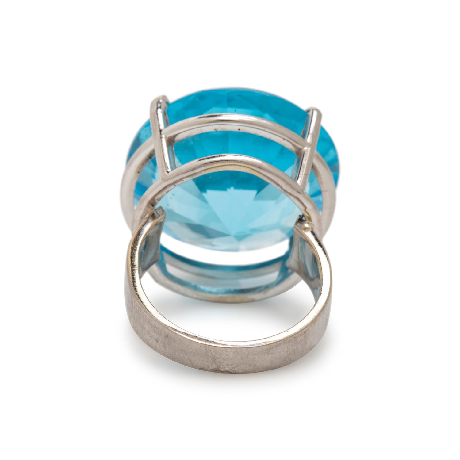 Blue Topaz and White Gold Ring