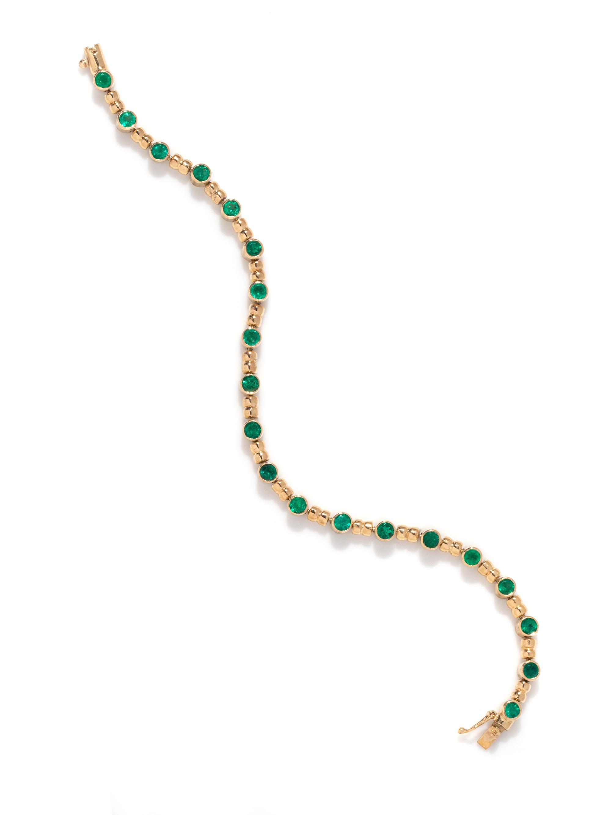 YELLOW GOLD AND EMERALD BRACELET