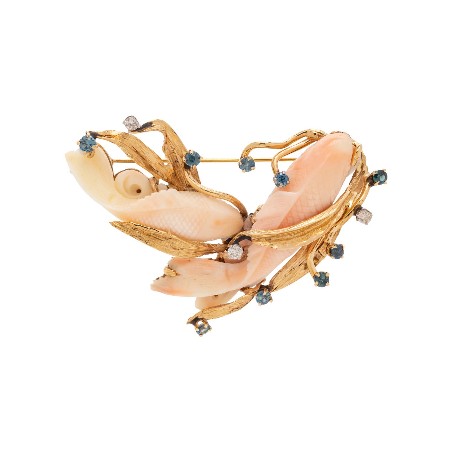 YELLOW GOLD, CORAL, SAPPHIRE AND DIAMOND FISH BROOCH