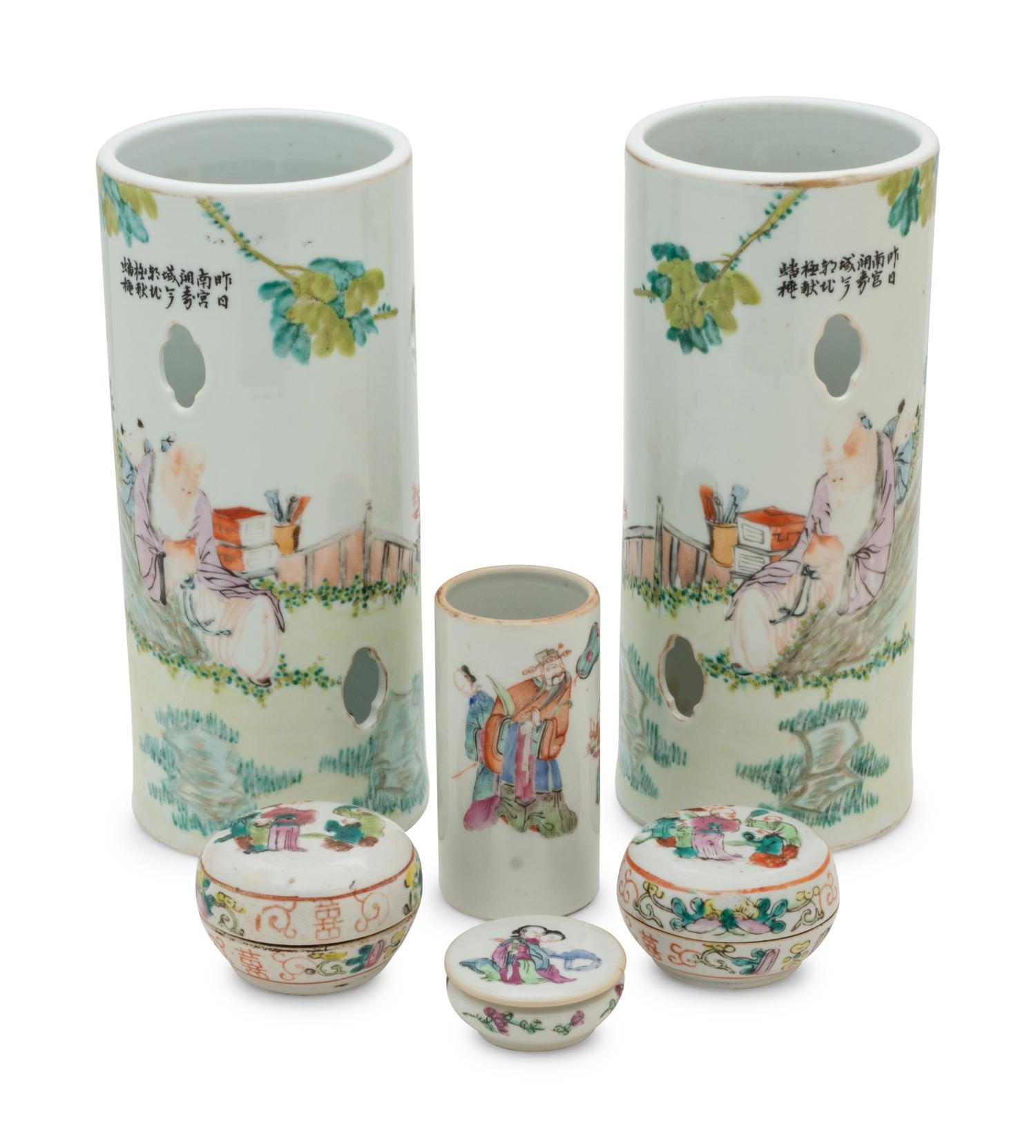 Six Chinese Famille Rose Porcelain Articles