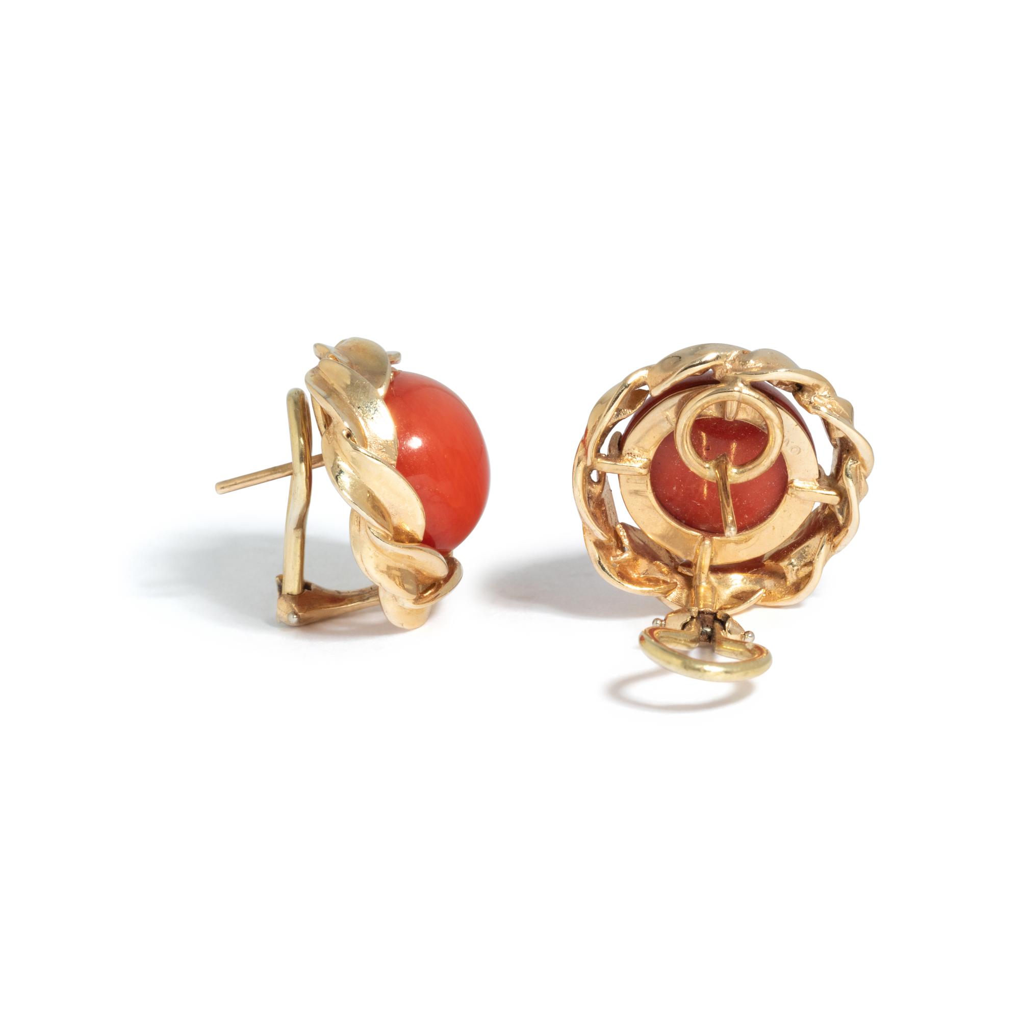 CELLINO, YELLOW GOLD AND CORAL EARCLIPS