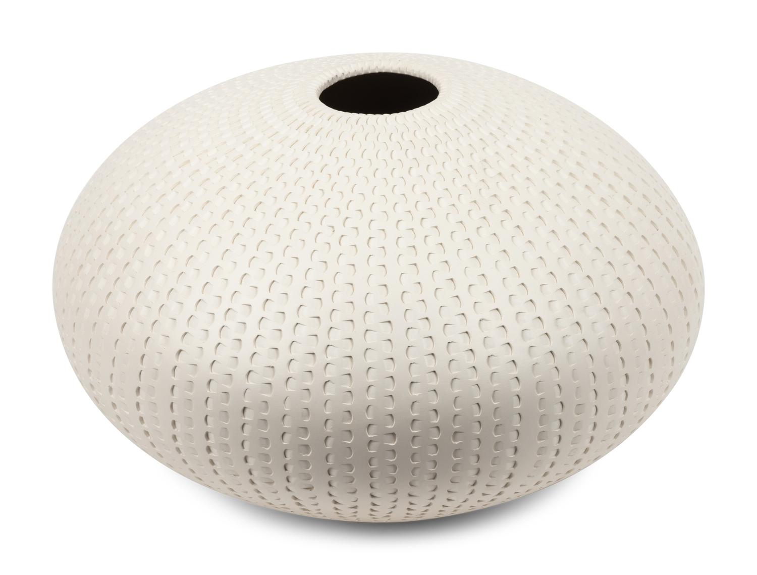 White Dovetail Vessel