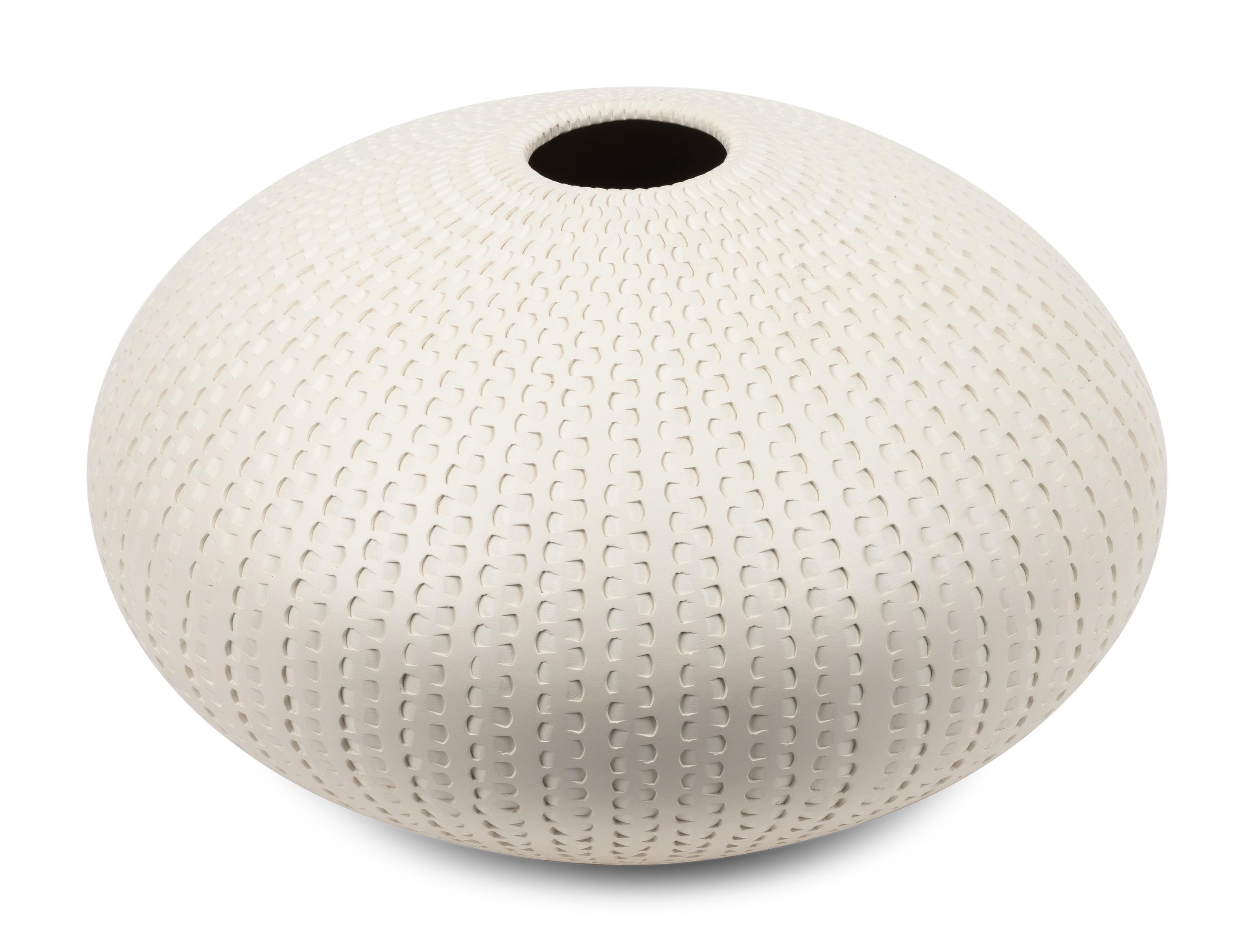 White Dovetail Vessel