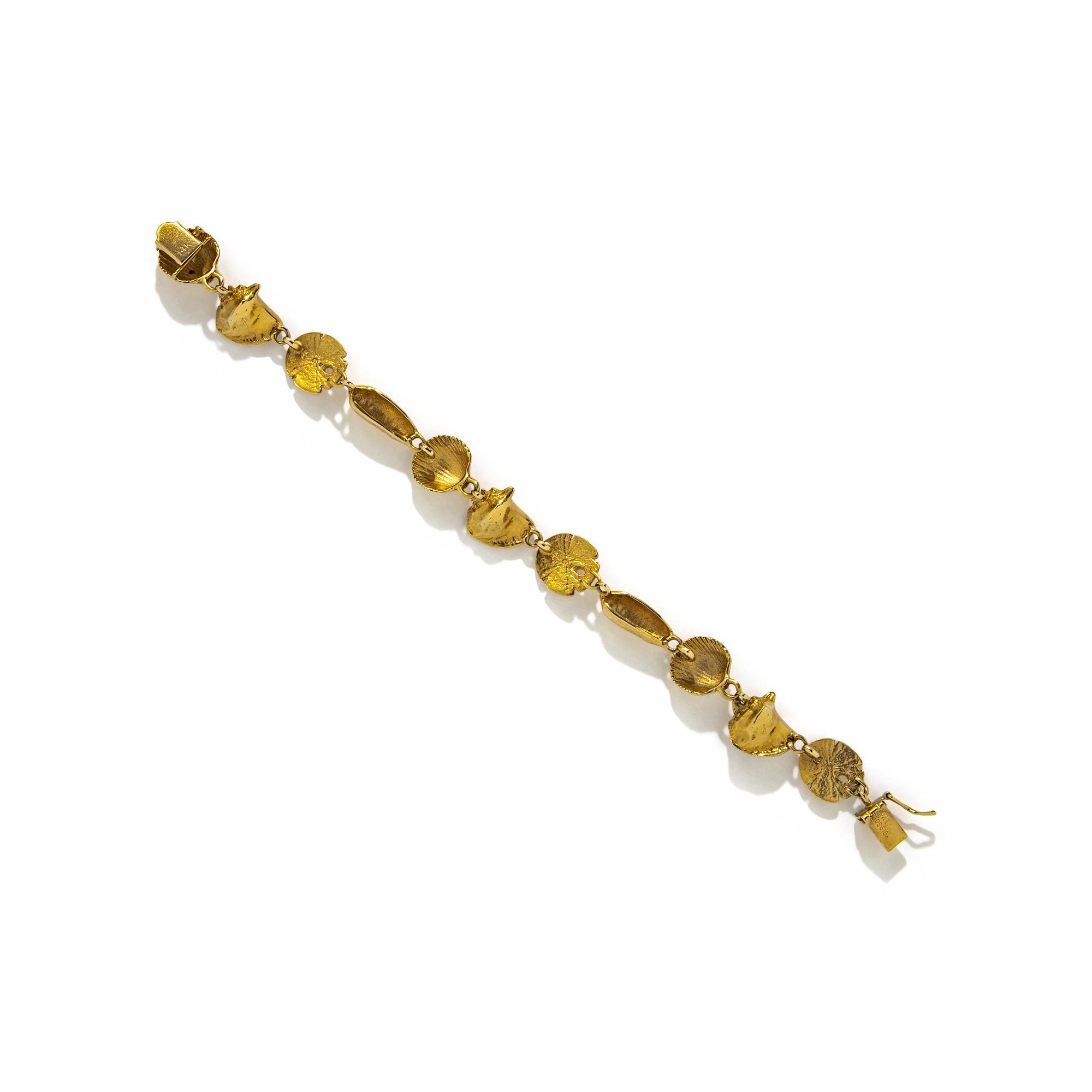 YELLOW GOLD SHELL LINK BRACELET