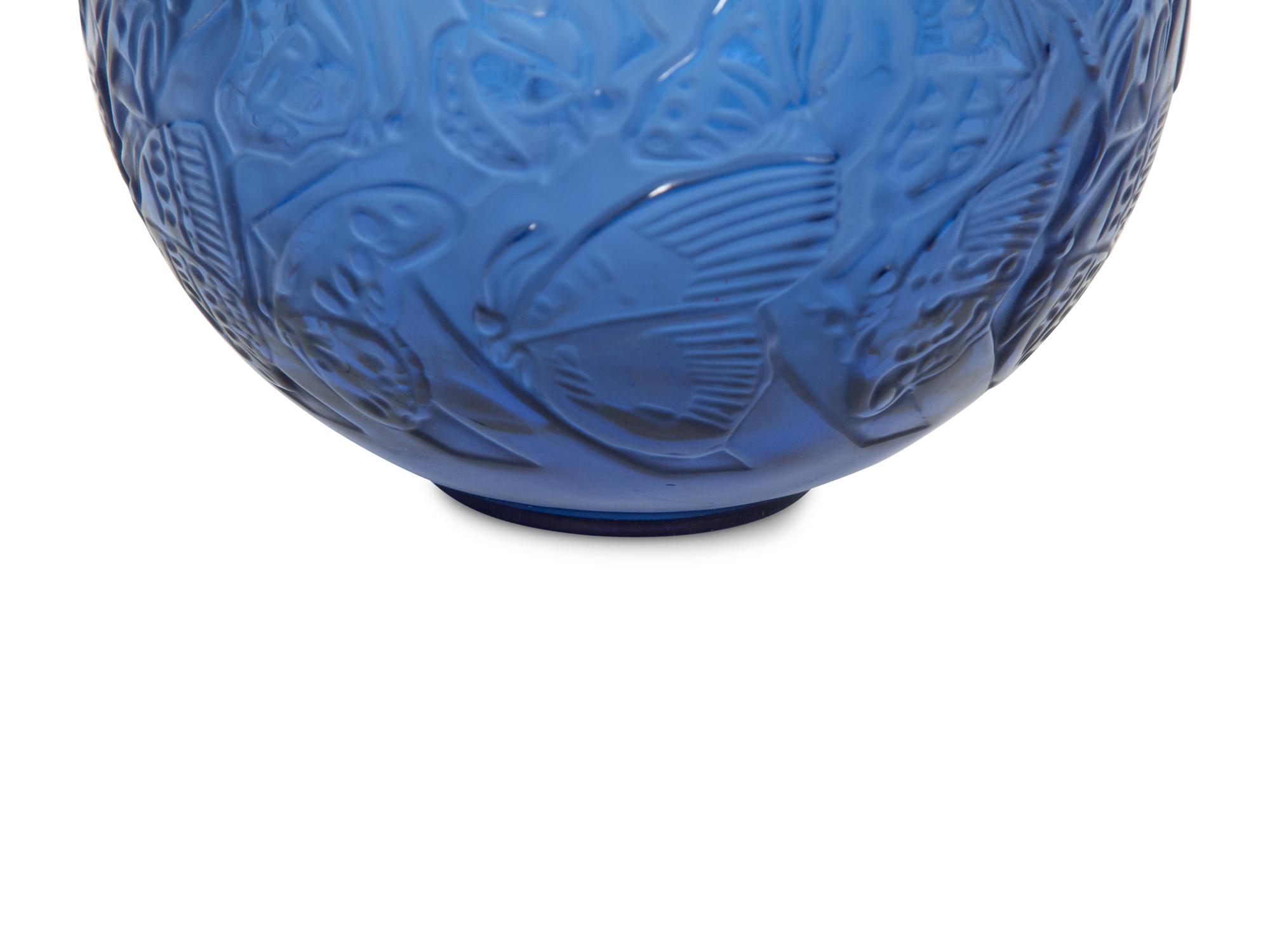 A Lalique Nymphale Vase