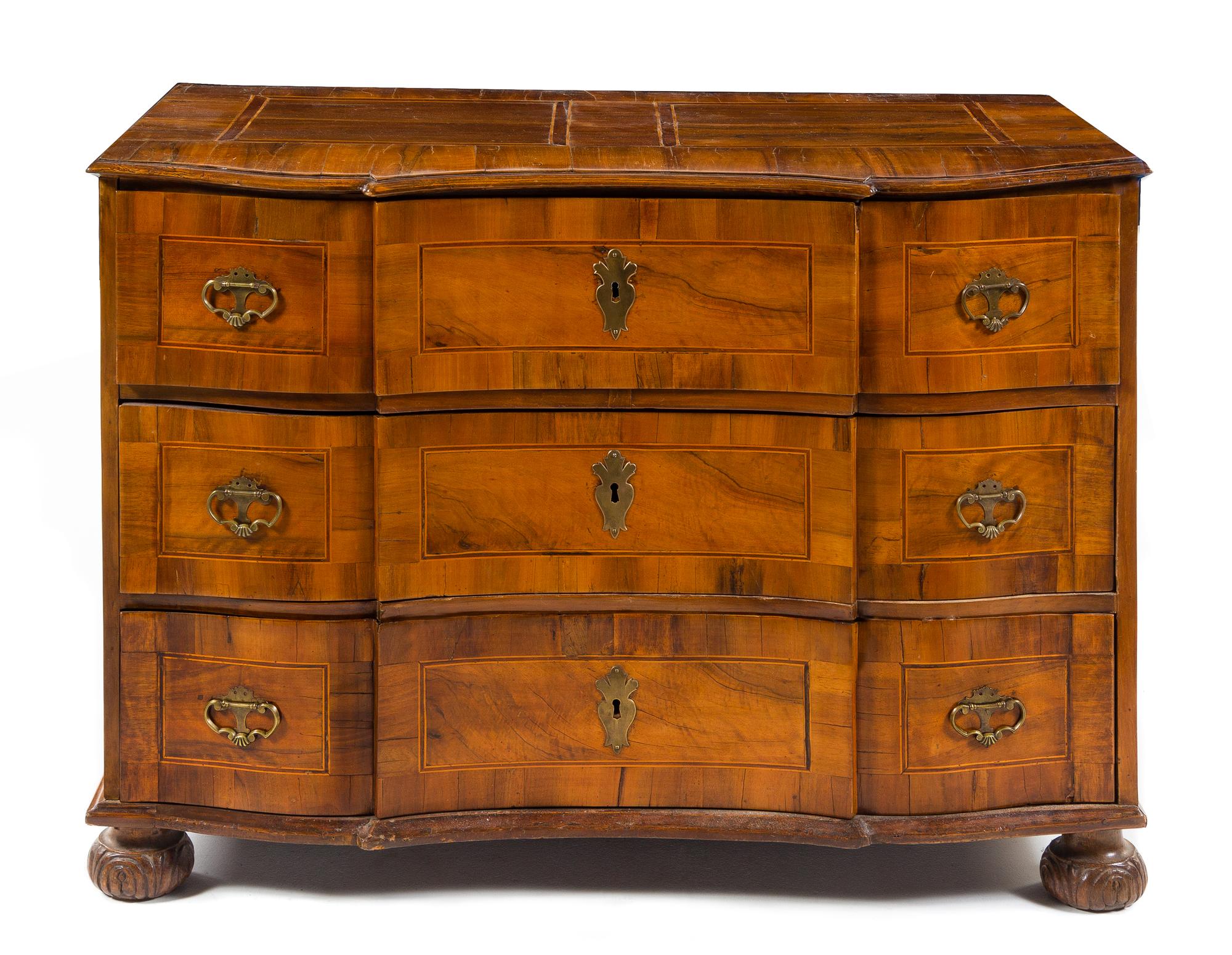 A German Burl Walnut Commode Height 34 x width 47 x depth 25 1/2 inches. — 18TH CENTURY