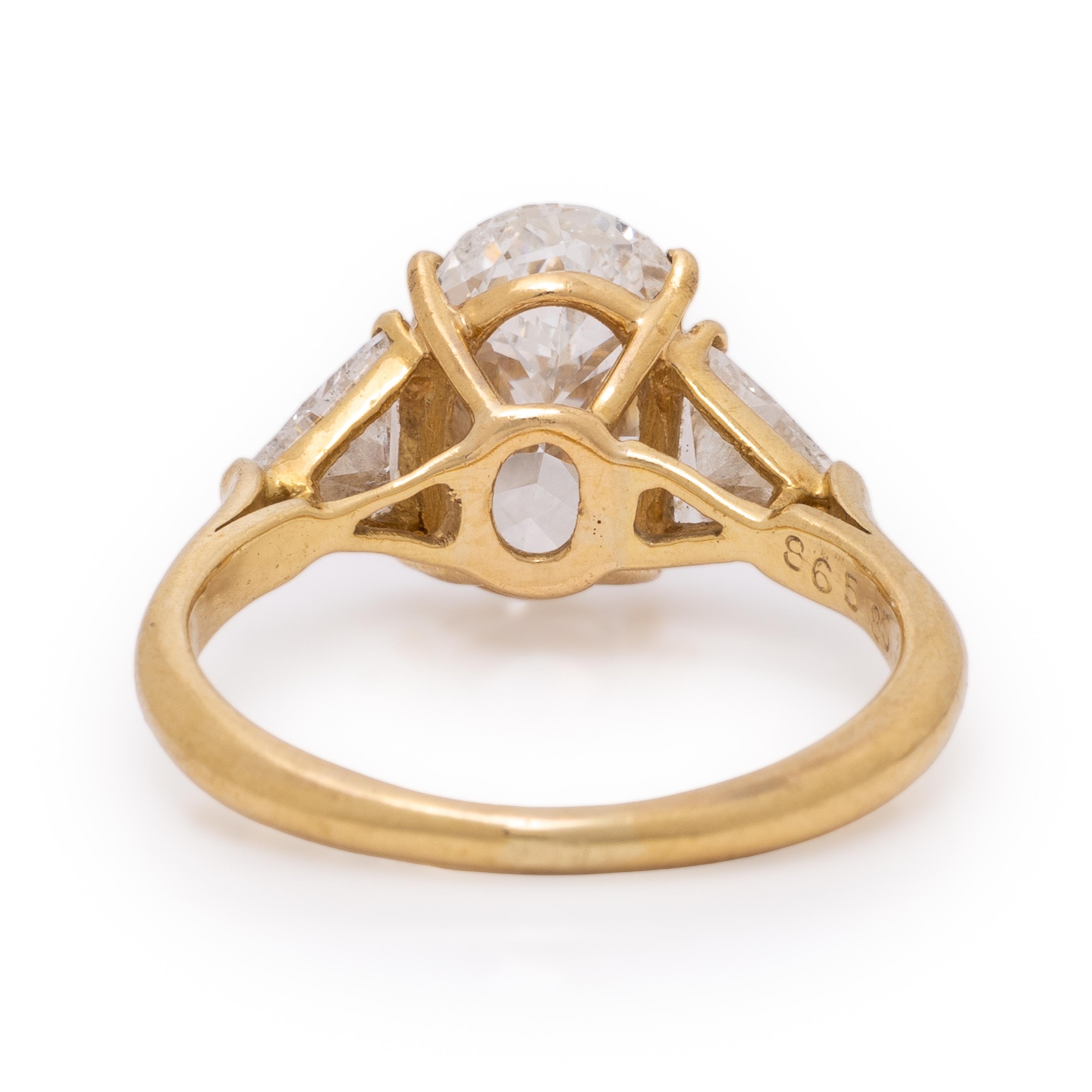 Diamond and Yellow Gold Ring