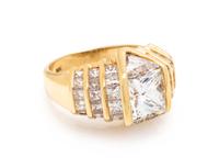DIAMOND RING