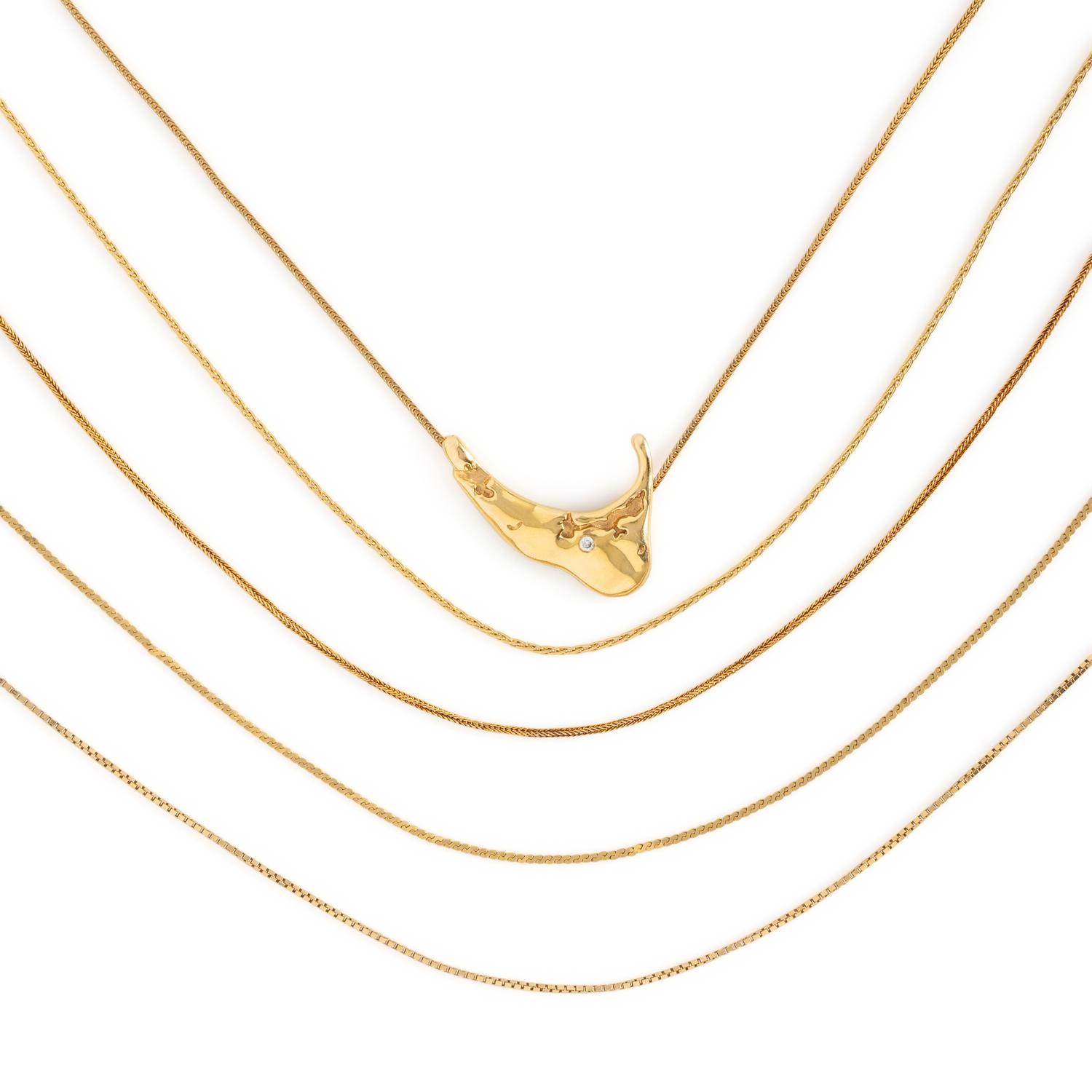 COLLECTION OF YELLOW GOLD JEWELRY