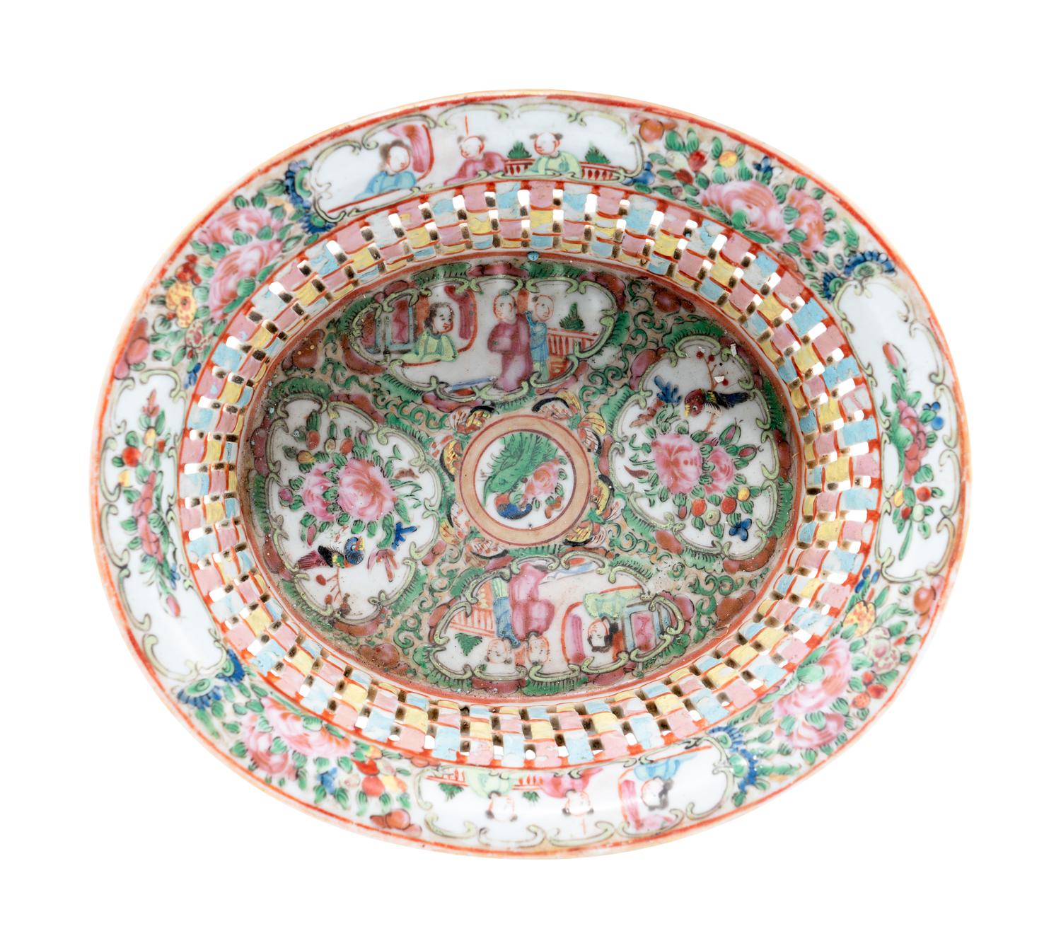 Two Chinese Export Famille Rose Porcelain Articles
