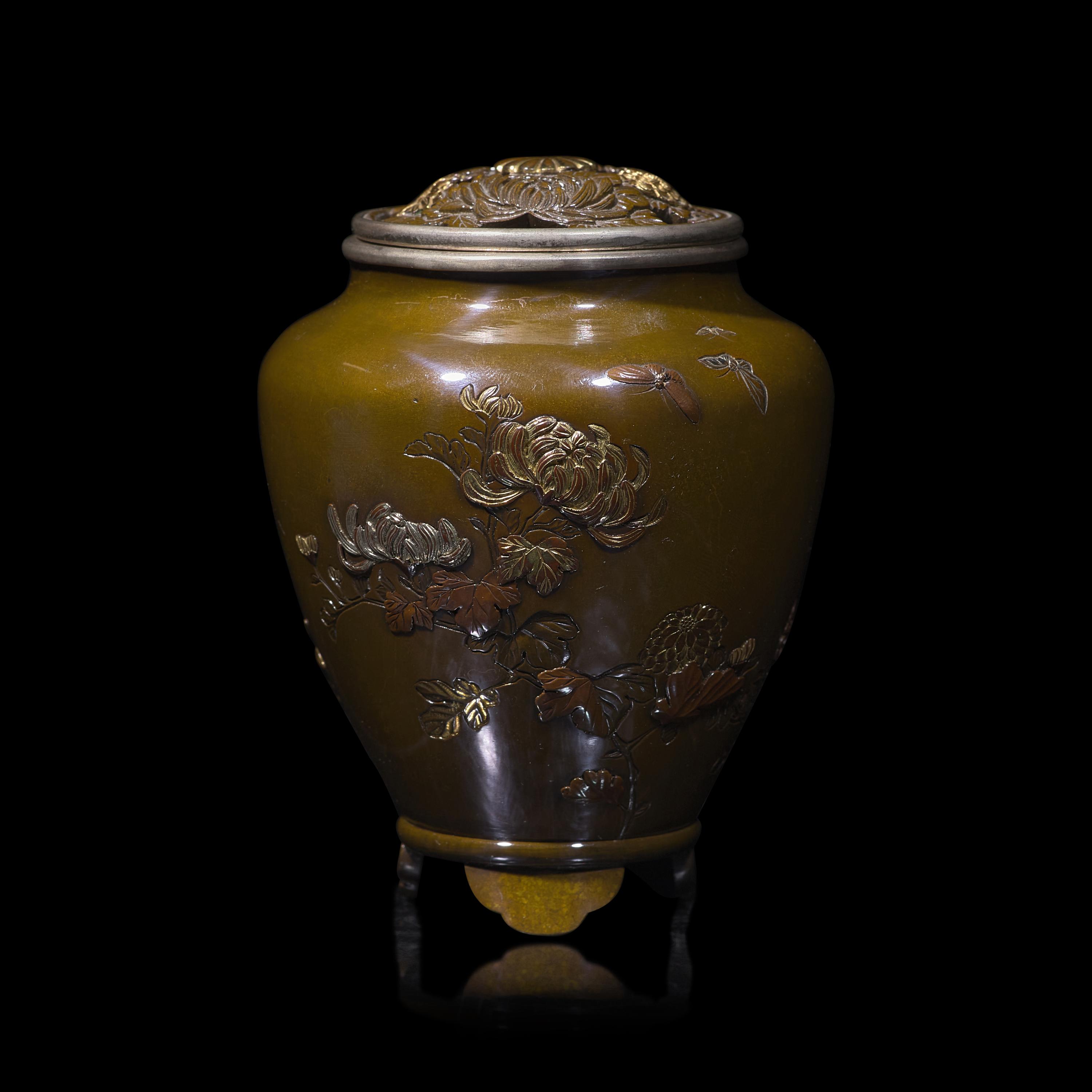 A Japanese Mixed Metals Small Koro and Cover, Inoue, Meiji-Taisho Period