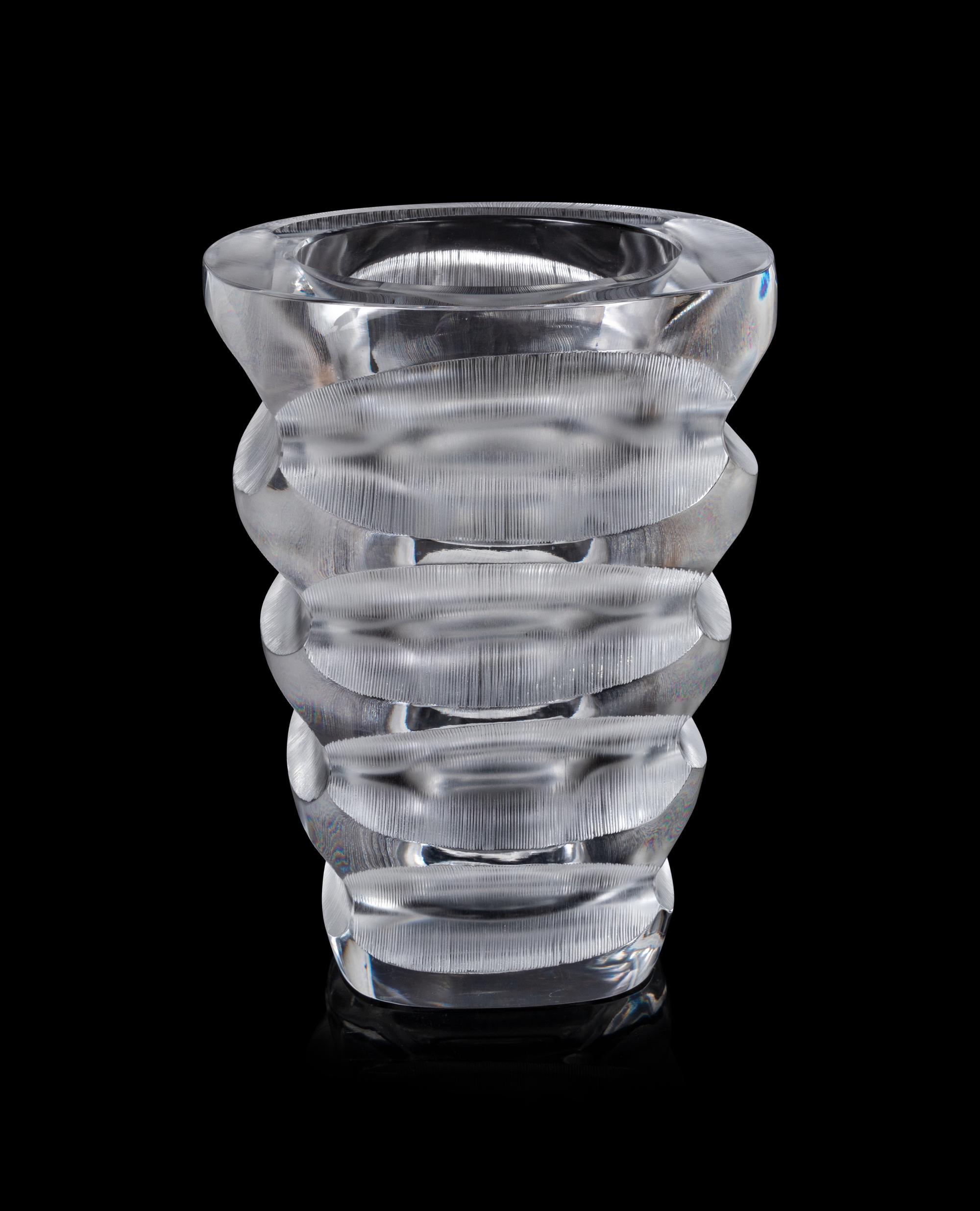 A Lalique Mortefontaine Vase