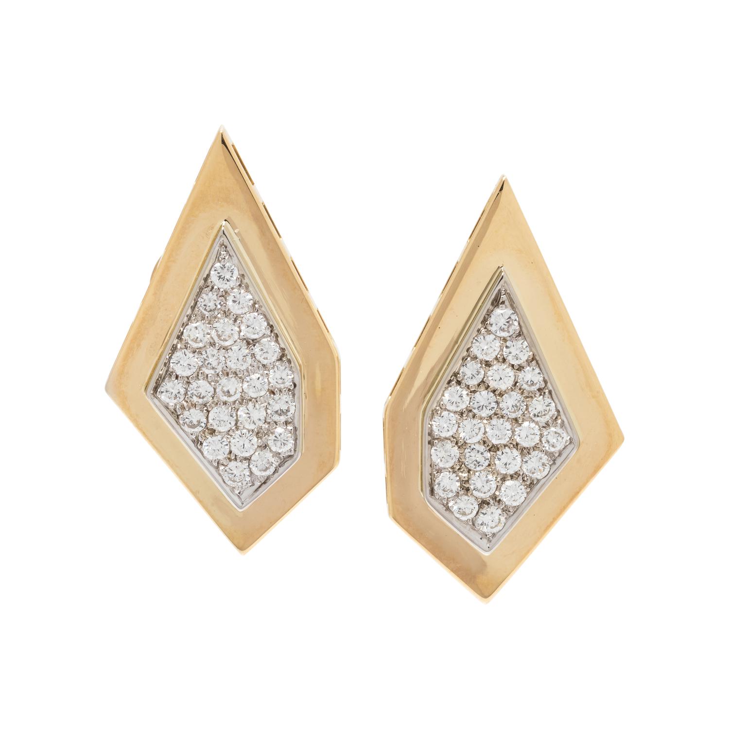 YELLOW GOLD AND DIAMOND EARCLIPS