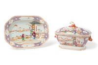 A Chinese Export Porcelain Tureen and Platter