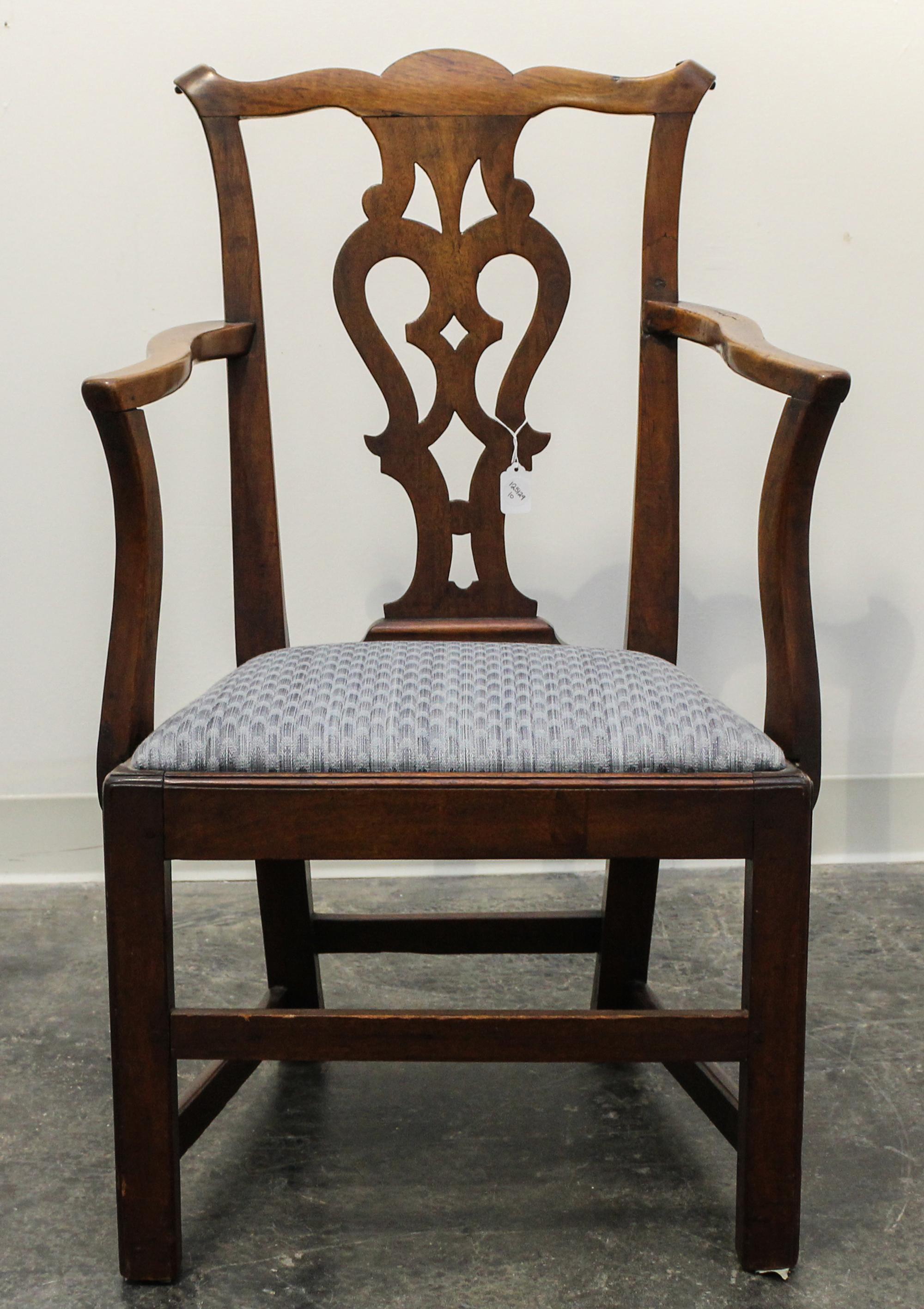 A Chippendale Style Mahogany Armchair Height 36 x width 22 1/4 x depth 16 1/2 inches. — EARLY 20TH CENTURY
