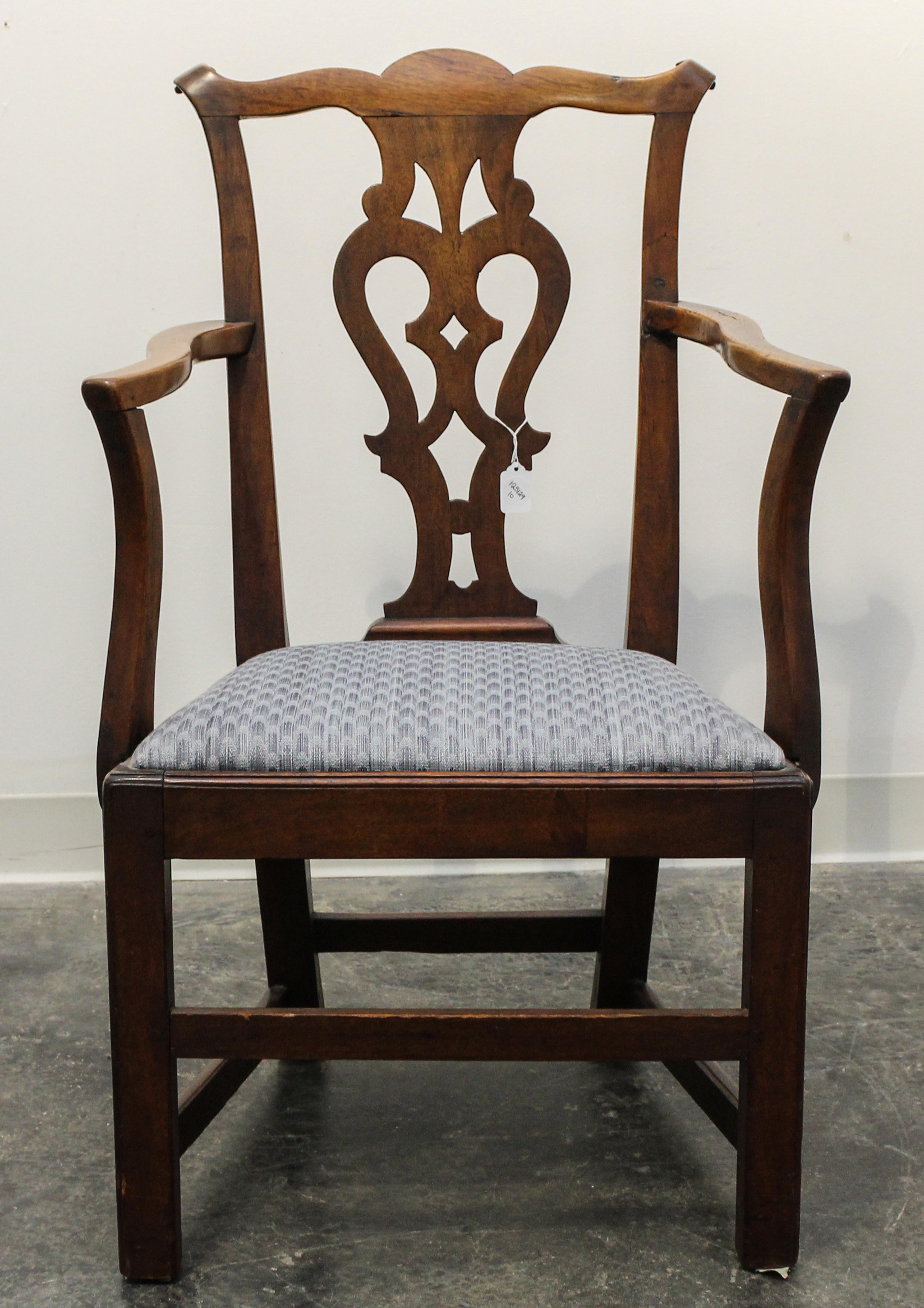 A Chippendale Style Mahogany Armchair Height 36 x width 22 1/4 x depth 16 1/2 inches. — EARLY 20TH CENTURY