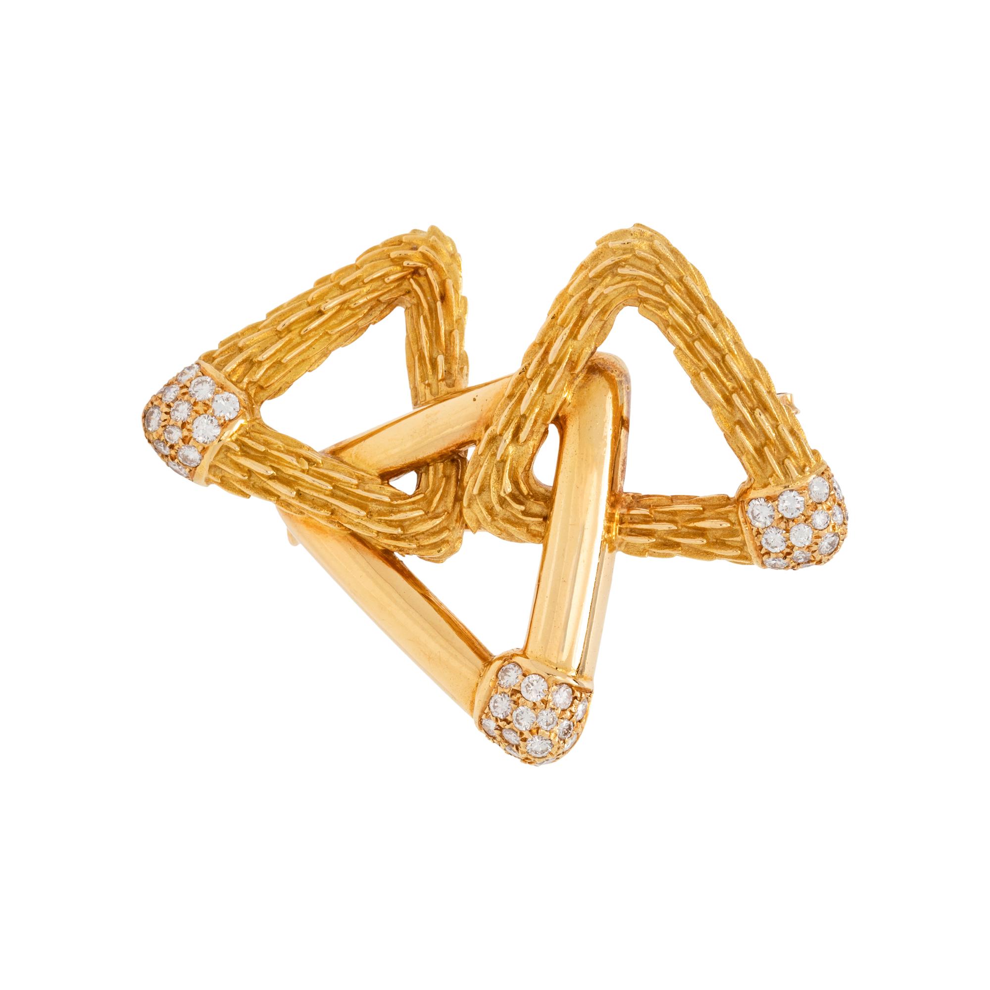BOUCHERON, YELLOW GOLD AND DIAMOND BROOCH