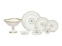 A Haviland Toulon Porcelain Dinner Service