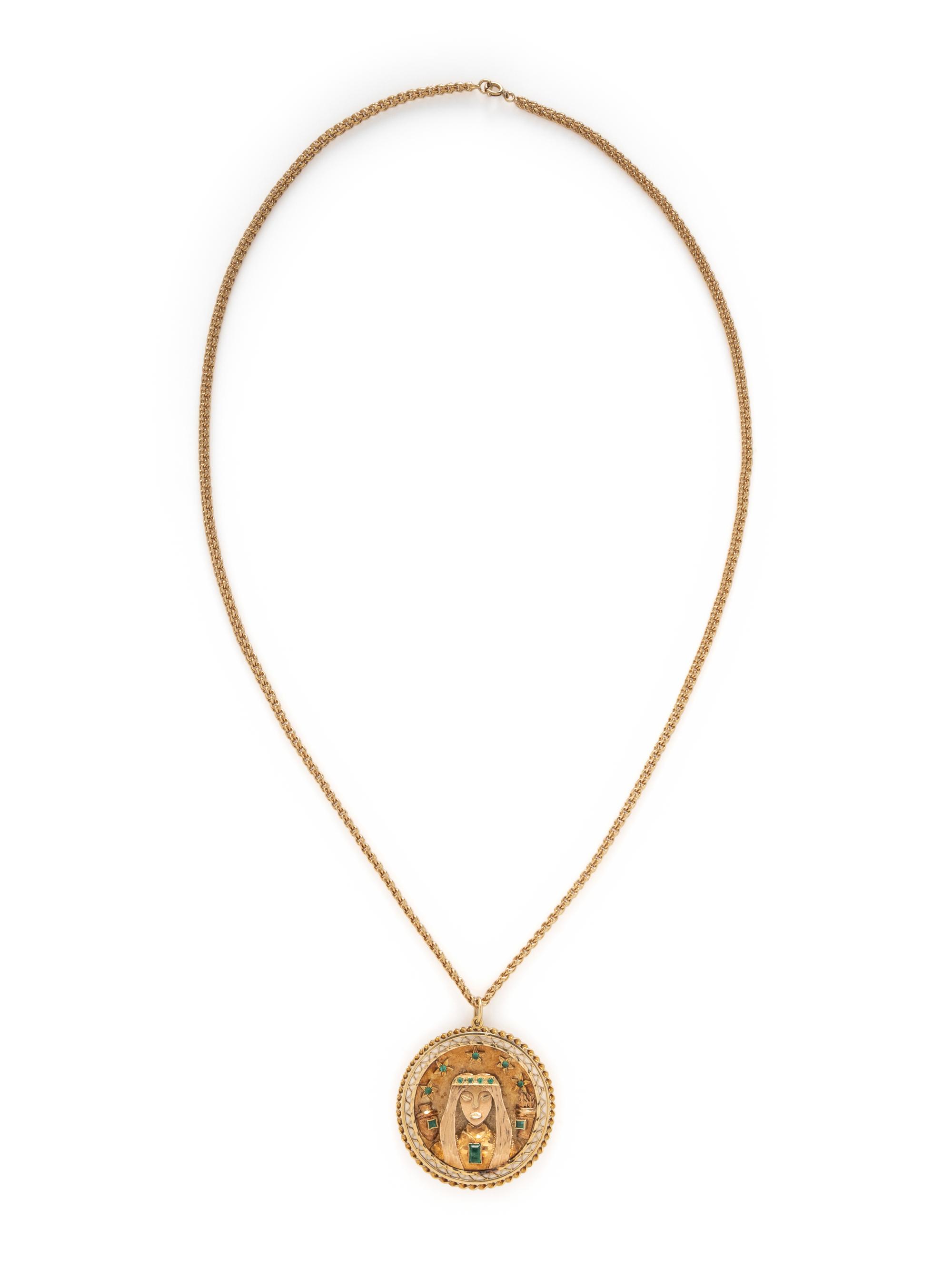 YELLOW GOLD AND EMERALD PENDANT NECKLACE