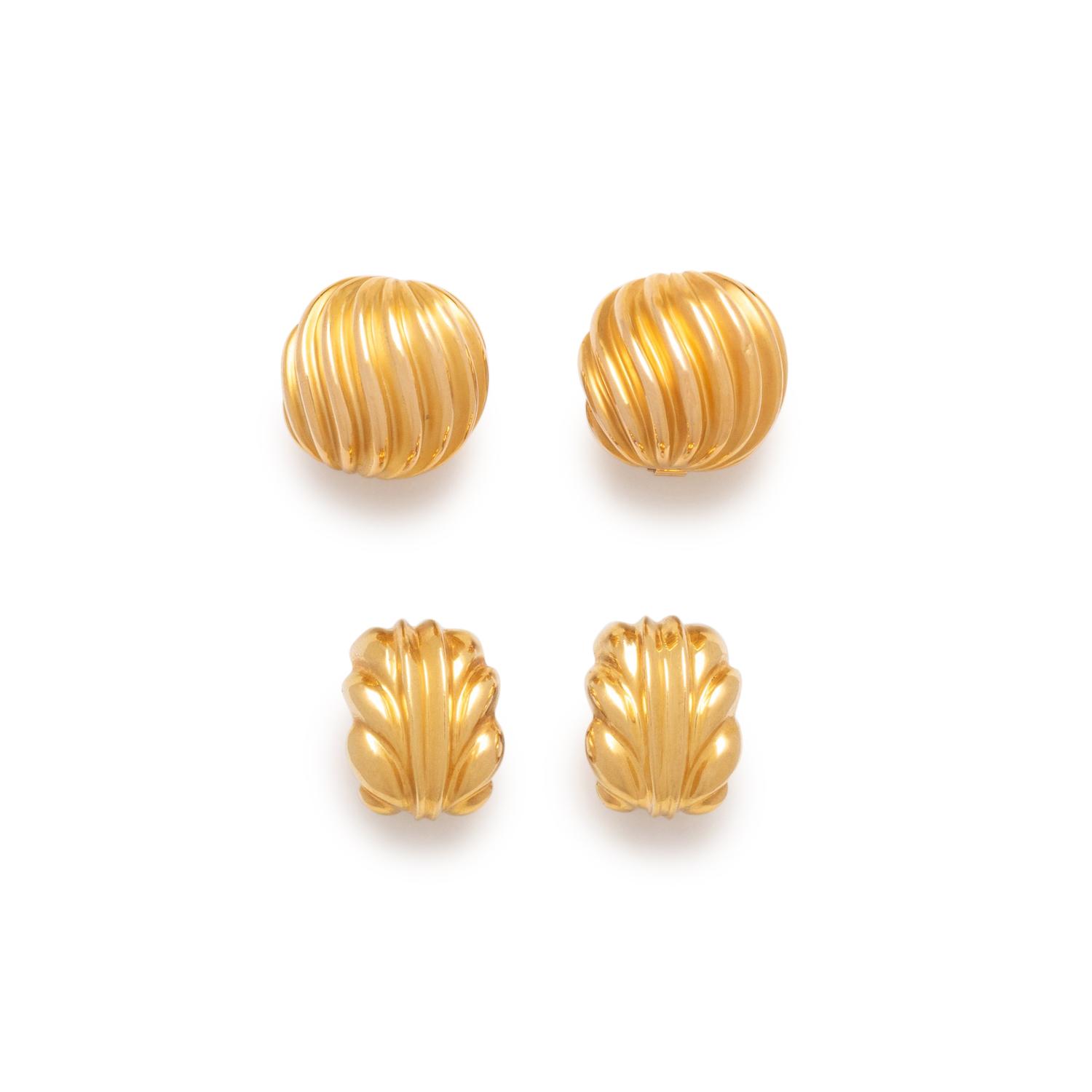 COLLECTION OF YELLOW GOLD EARCLIPS