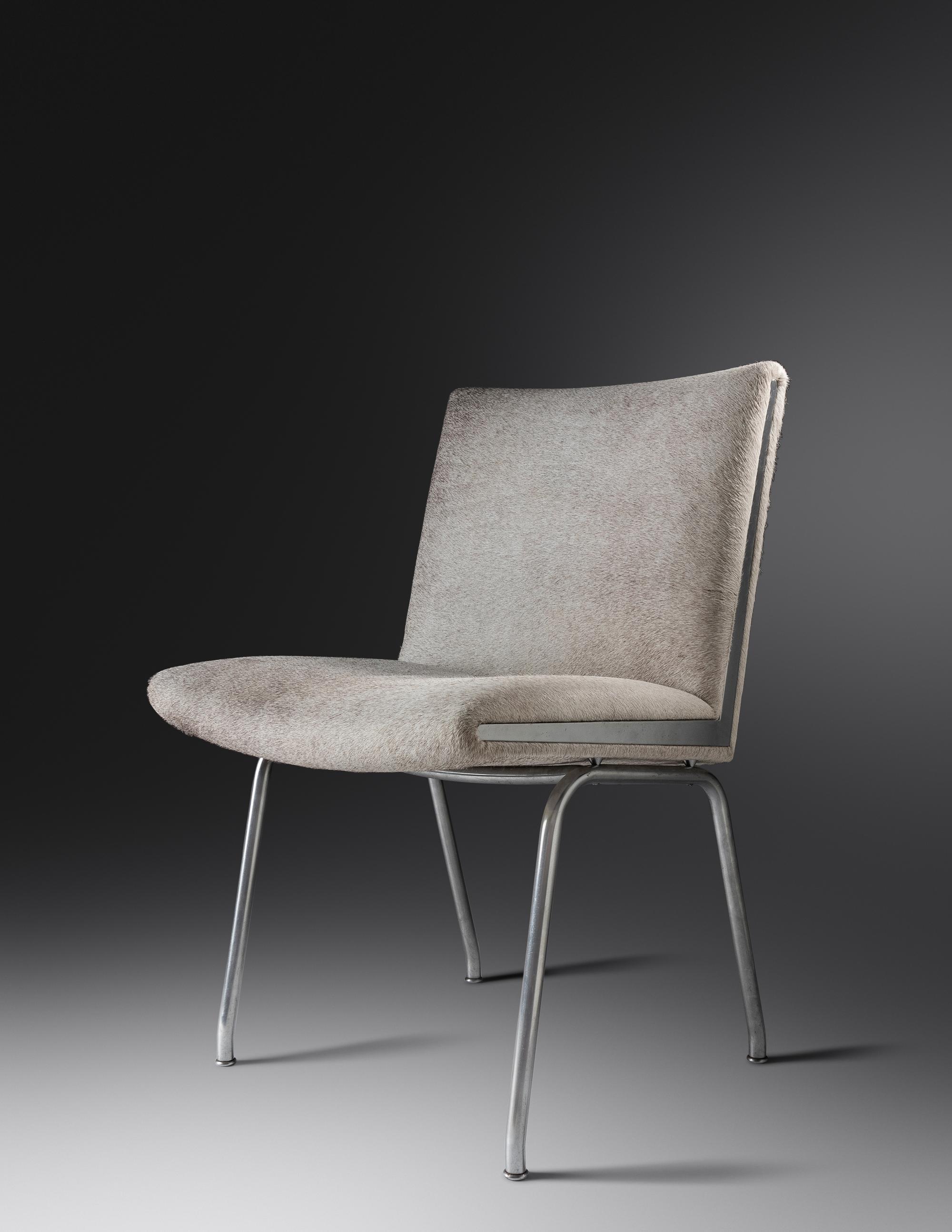 Kastrup Airport Chair Johannes Hansen, Denmark