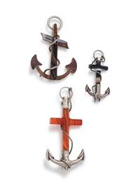 A Collection of Victorian Silver and Agate Anchor Brooches, Scottish,