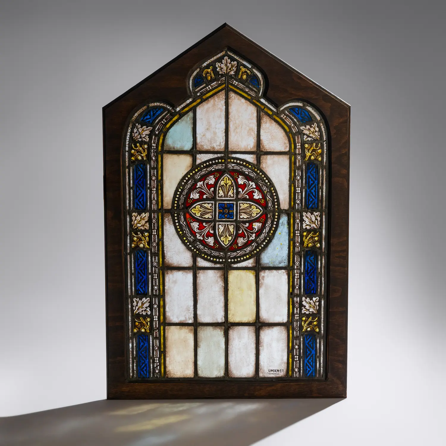 Framed window with Gothic arch | Freeman's