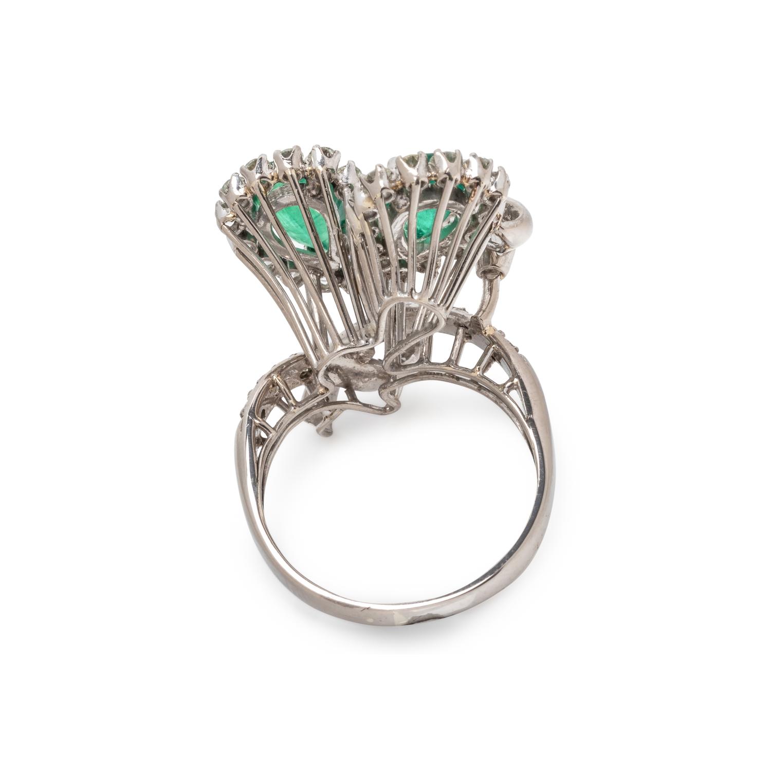 EMERALD AND DIAMOND RING