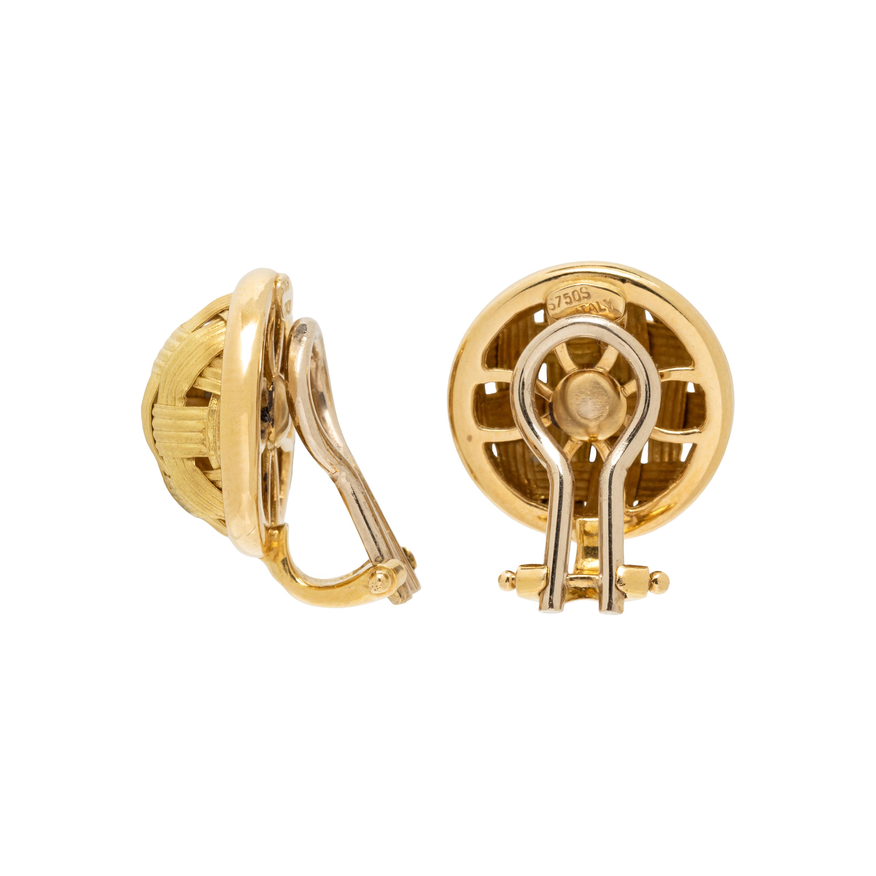 YELLOW GOLD NECKLACE AND CLIP EARRINGS