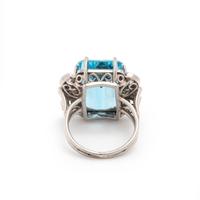 AQUAMARINE AND DIAMOND RING