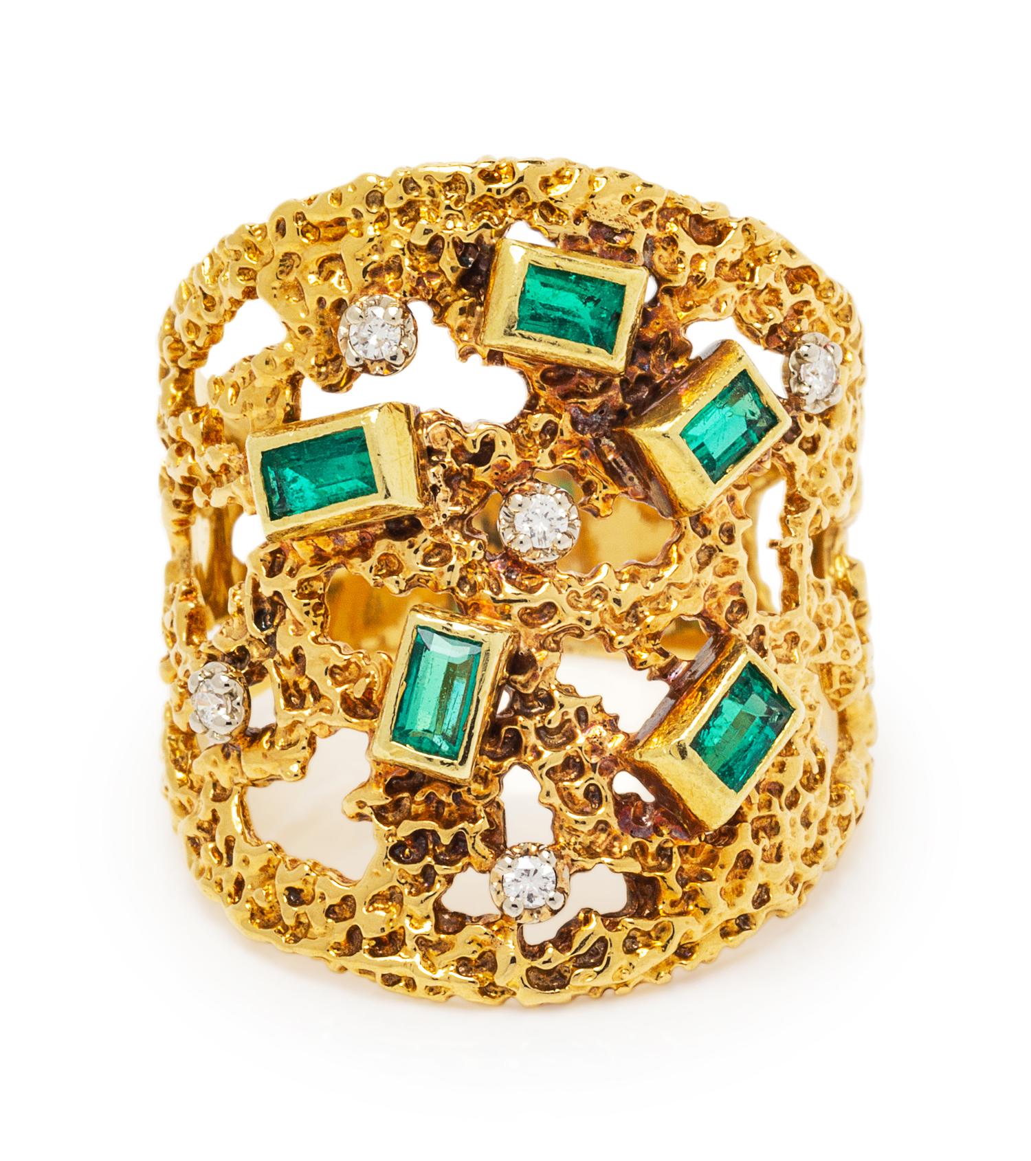 An 18 Karat Yellow Gold, Emerald and Diamond Ring,