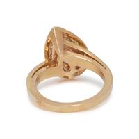 YELLOW GOLD AND DIAMOND RING