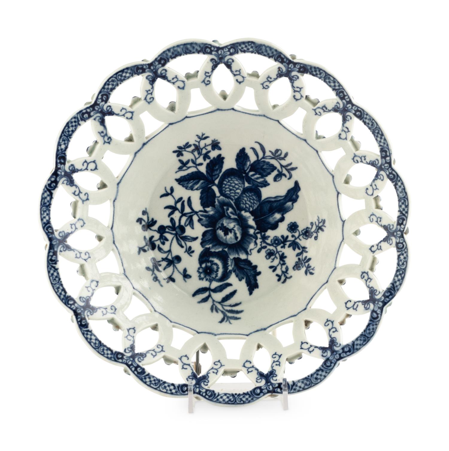 A Worcester Porcelain Basket