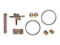 COLLECTION OF MIXED METAL JEWELRY