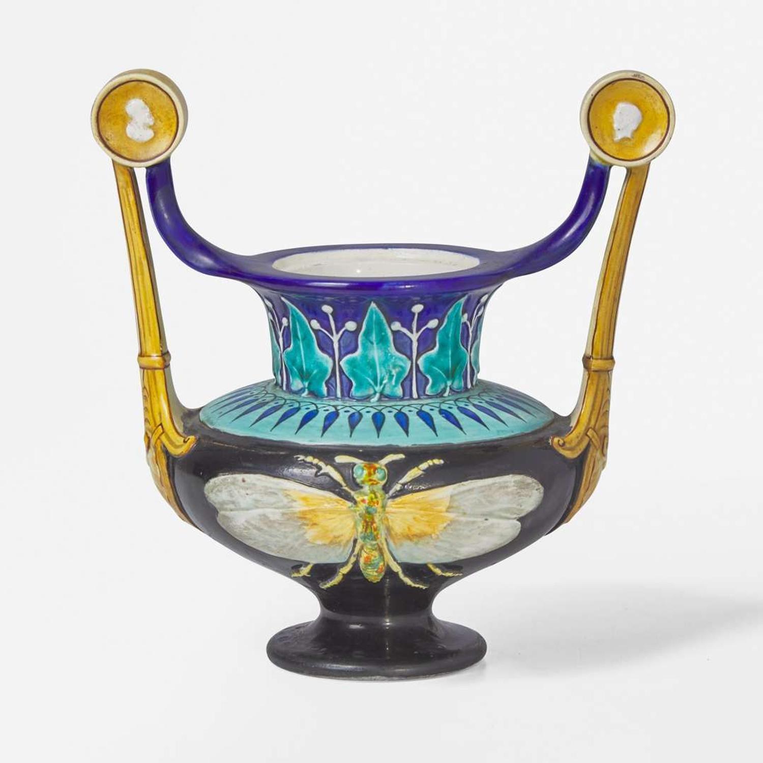 A Wedgwood Majolica Handled Vase UK, 1870s