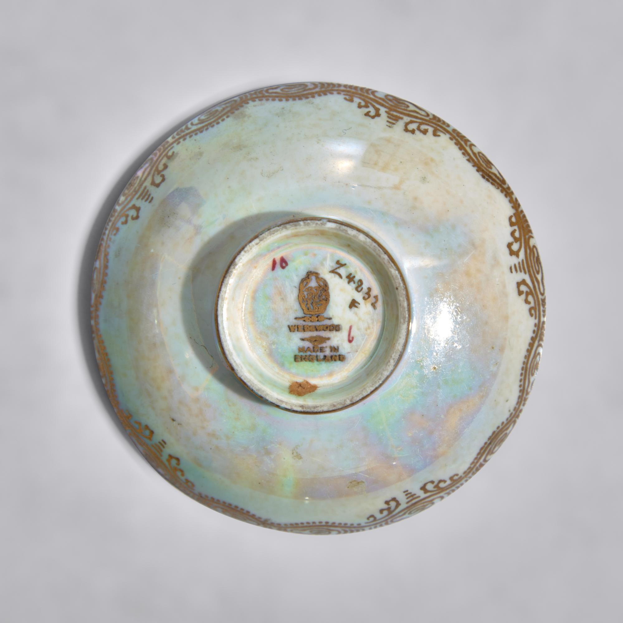 Group of 5 Fairyland Lustre small bowls