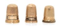 Three American Yellow Gold and Enamel Thimbles, Various Makers, each having a knurled top and body above a black enamel band, comprisin