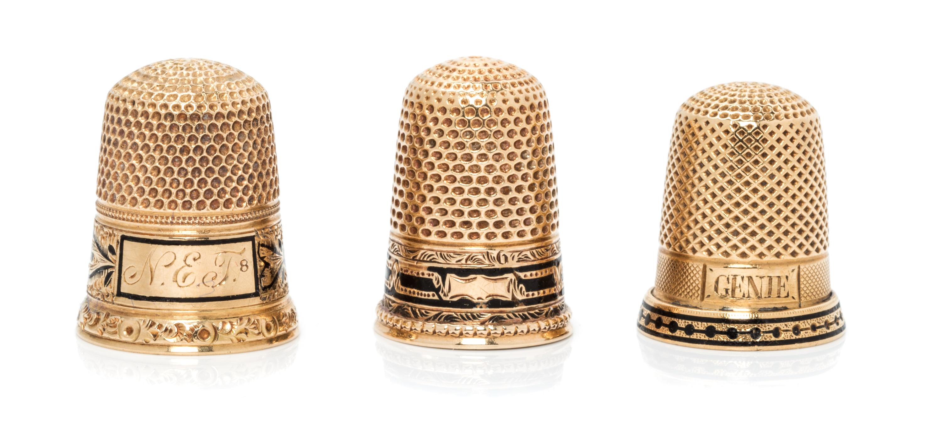 Three American Yellow Gold and Enamel Thimbles, Various Makers, each having a knurled top and body above a black enamel band, comprisin