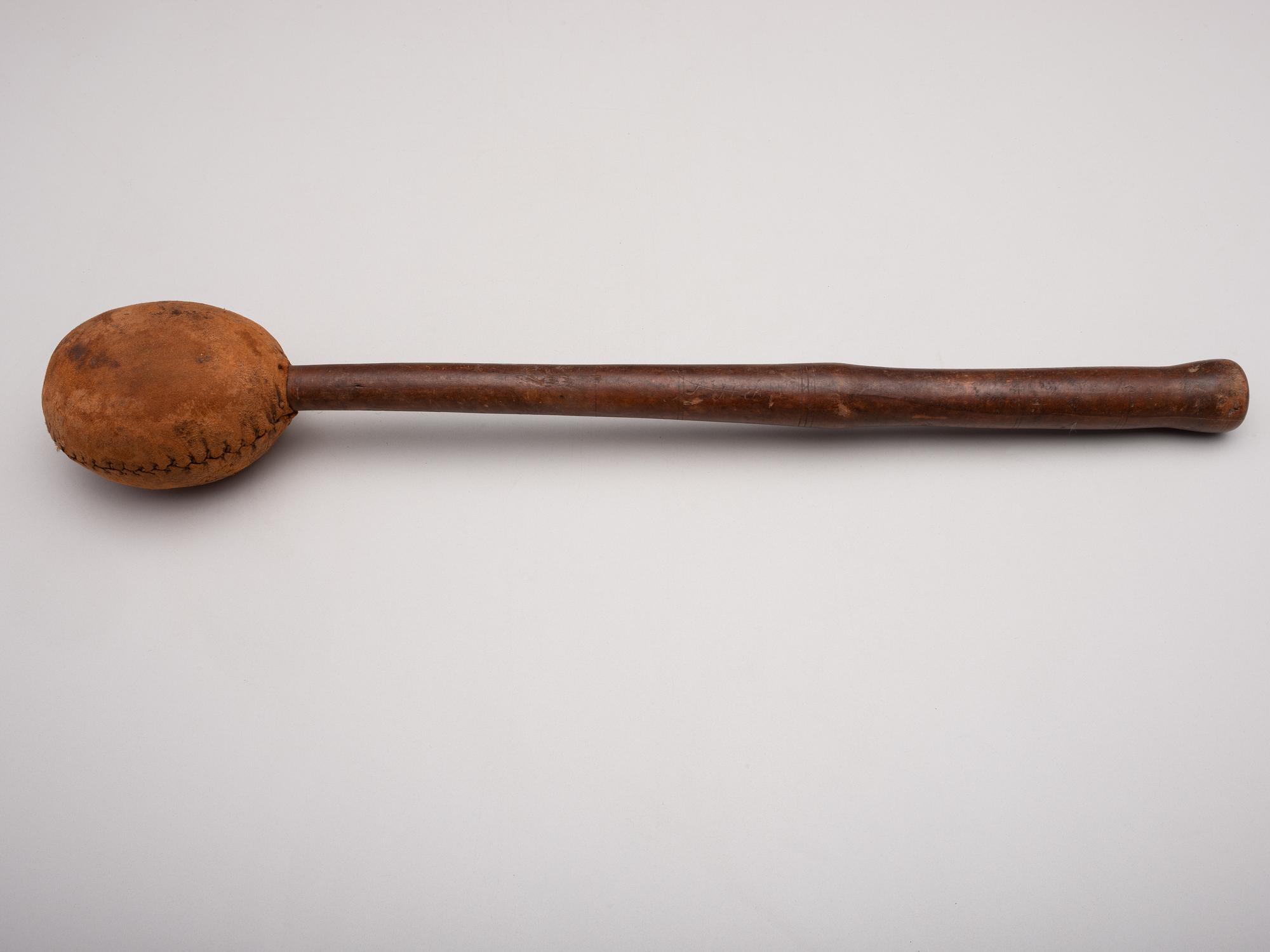 [CIVIL WAR]. Regulation US Infantry bass drum with beater. Manufactured by Horstmann Brothers Co., Philadelphia.