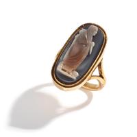 A Neoclassical Sardonyx Cameo and Gold Finger Ring with the Greek Mythological Character Phaedra